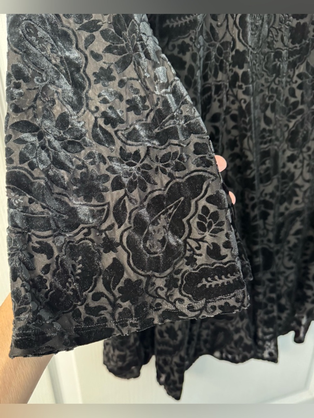 Old Navy Petite Long-Sleeve Velour Mini Dress - Picture 10 of 14